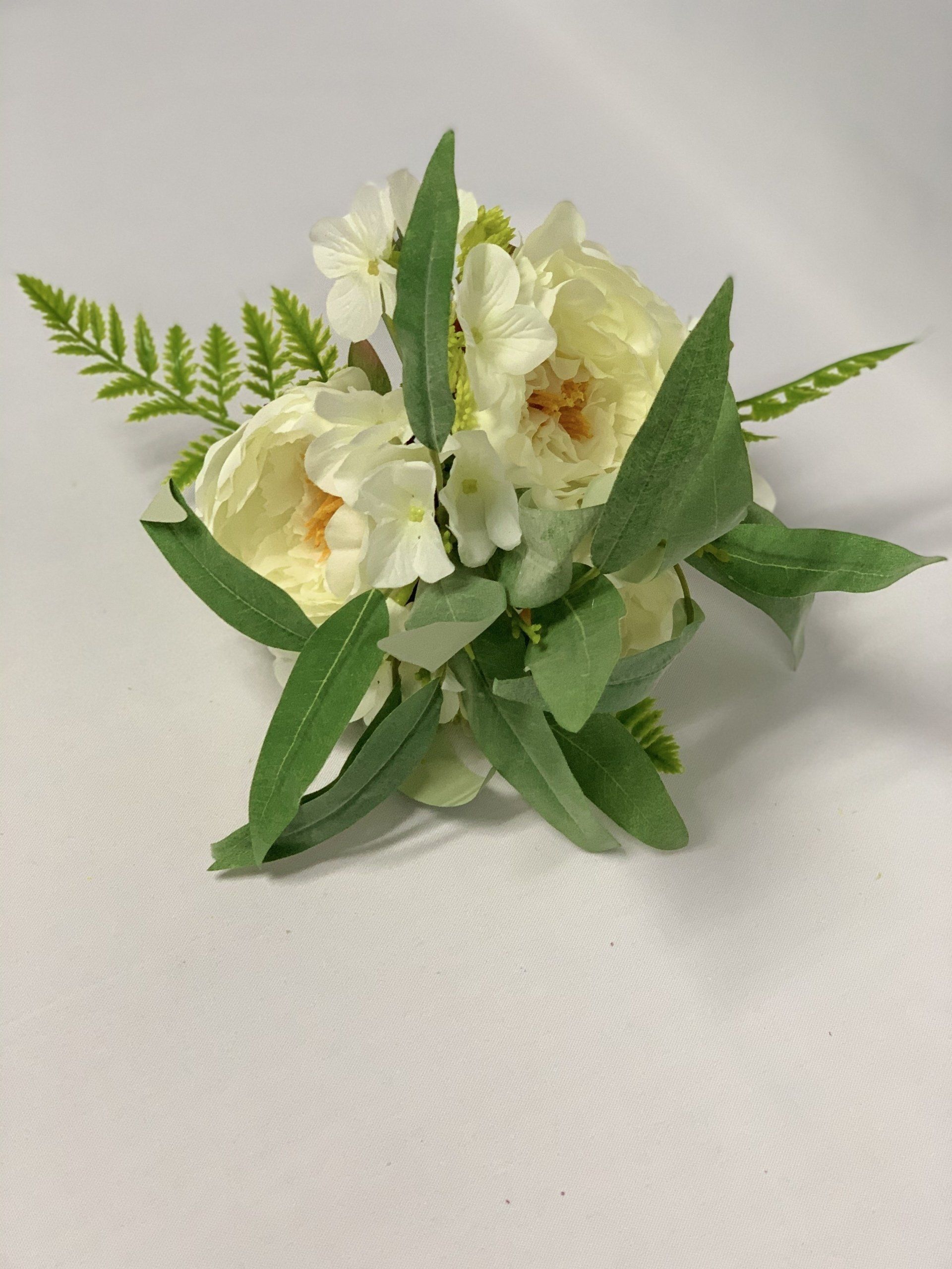 Rose Bouquet White 35Cm