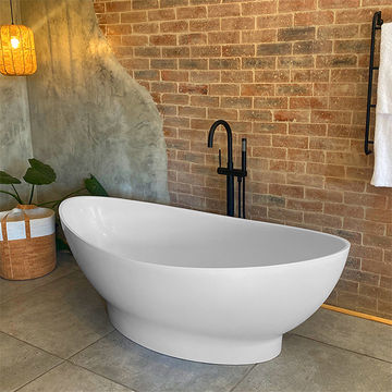 Renovatio Polished White Freestanding Bath + Basin