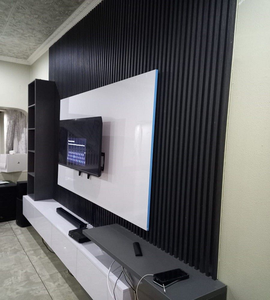Queen TV wall Unit