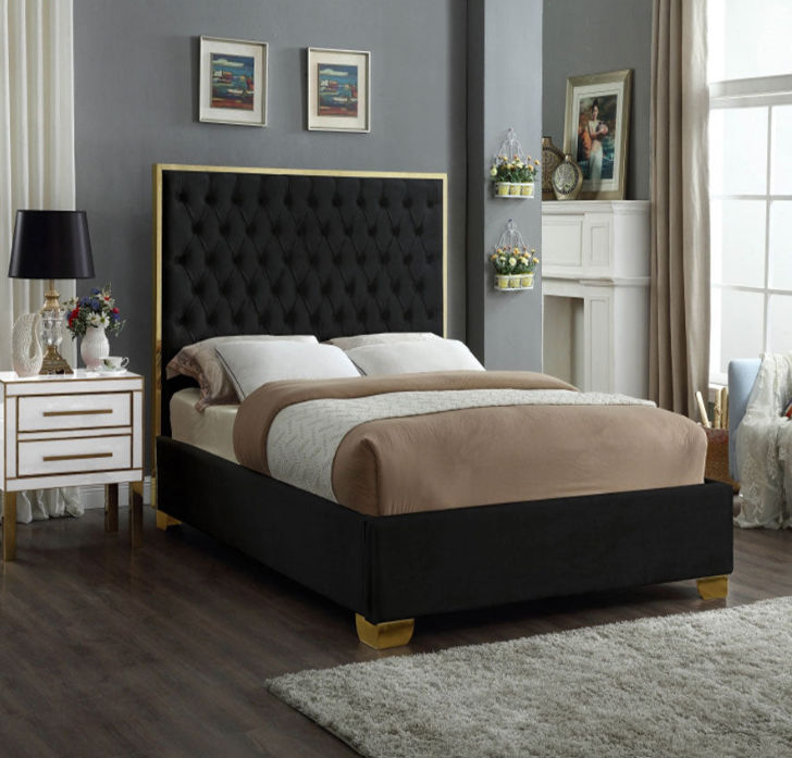 Lucasta Sleigh Bed Double -Black