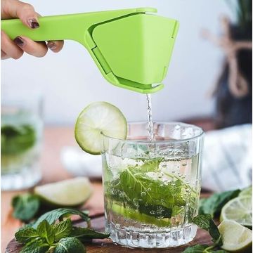 Portable Handheld Manual Juicer