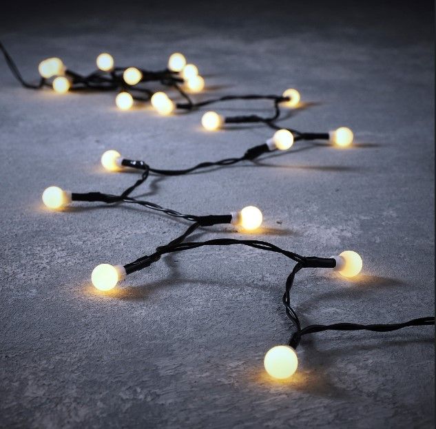 Berry String Lights - Classic White 3.9m