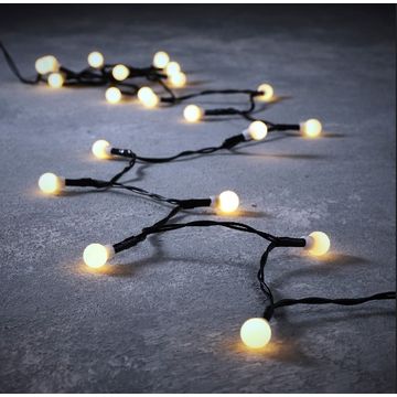 Berry String Lights - Classic White 3.9m