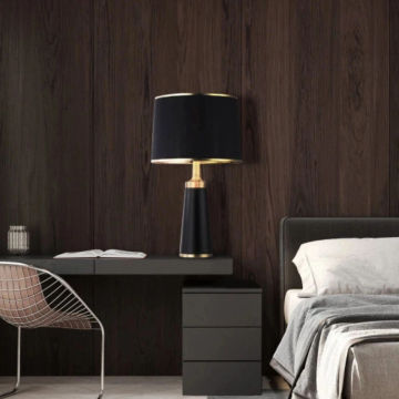 Black Shade Lamp