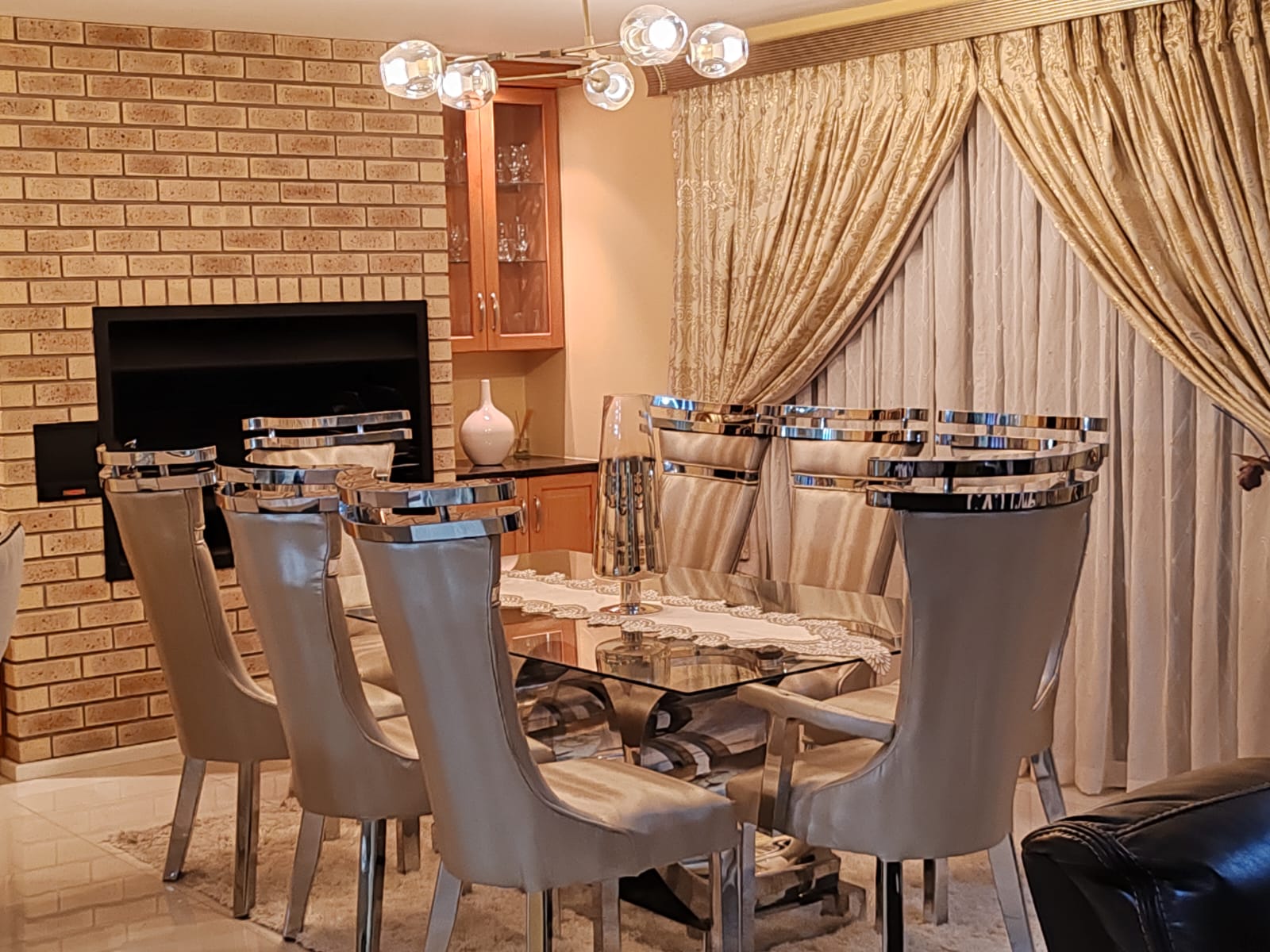 8 Seater Stainless Steel Dining Room Suite