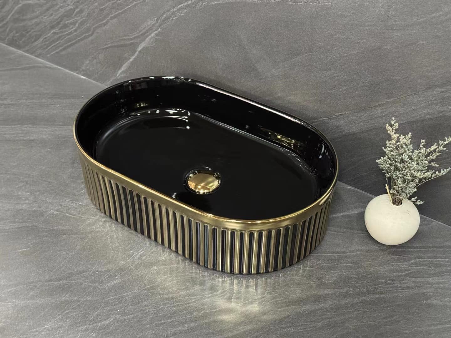 HOMZ GOLD OVAL LUXURY BASIN