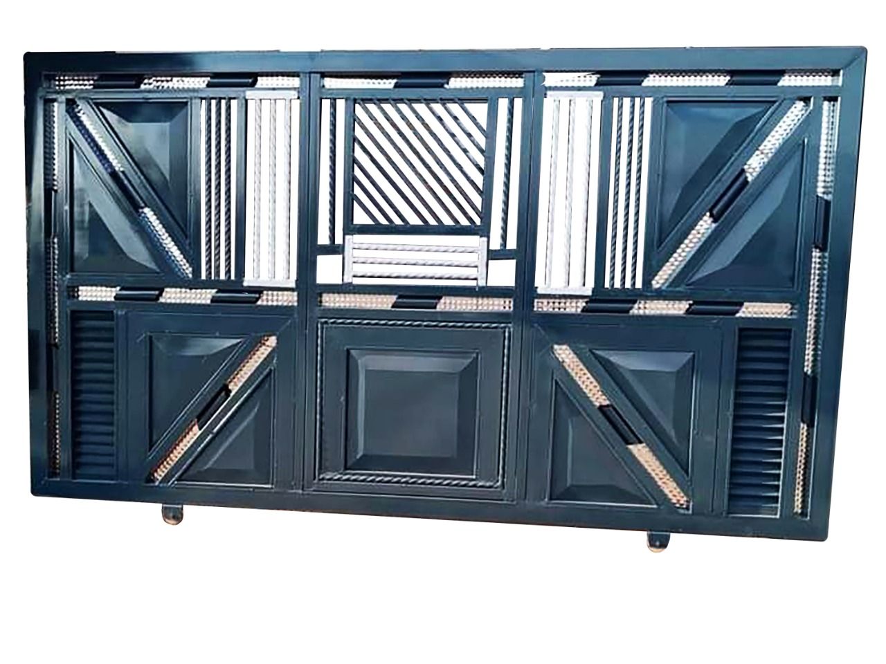 Main sliding Gate W 5M X 2M
