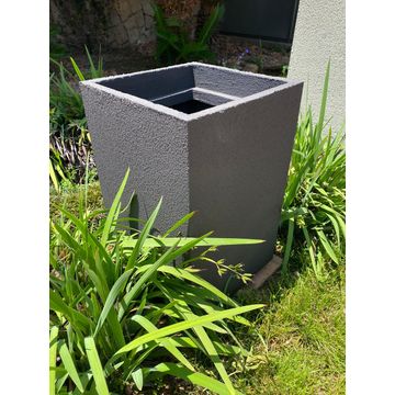 SQUARE STRAIGHT PLANTER 1000 X 395 STORM
