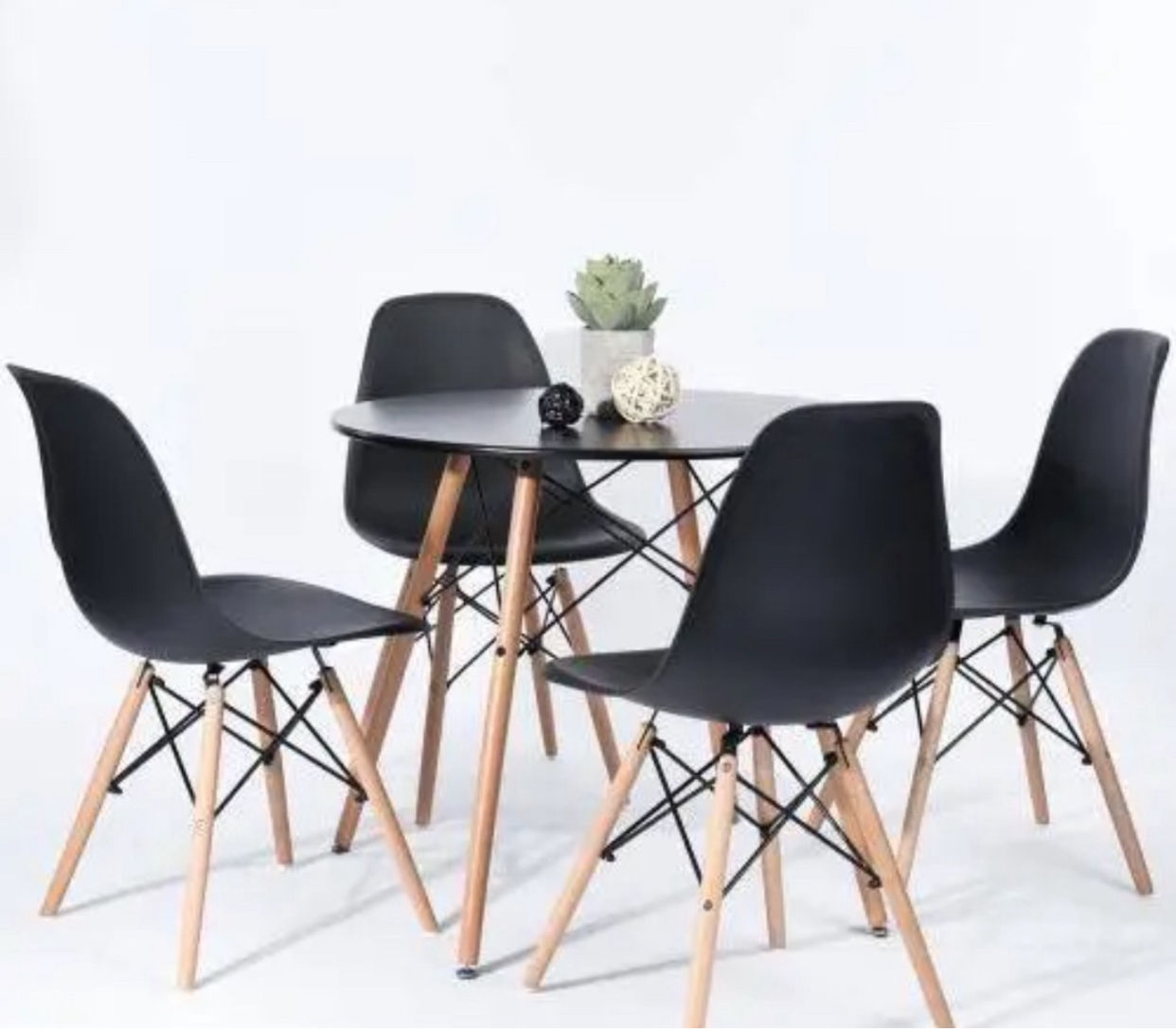 EFURN- Emma 4 seater wooden legs dining set Black