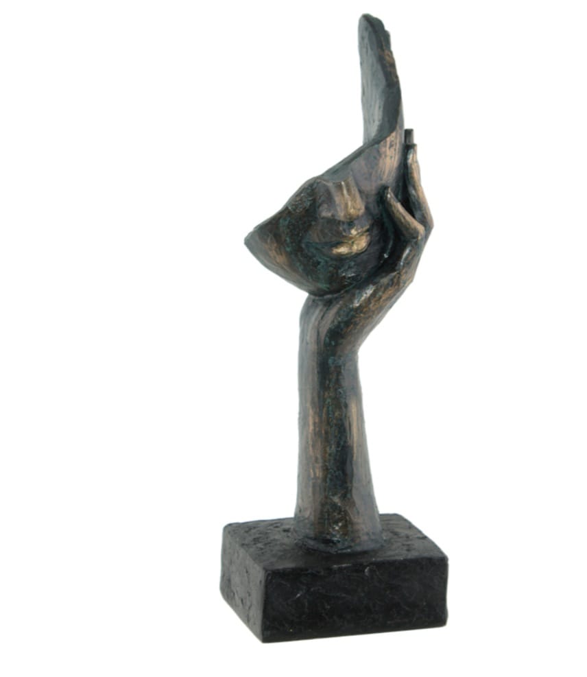 Minah Thinking Figurine