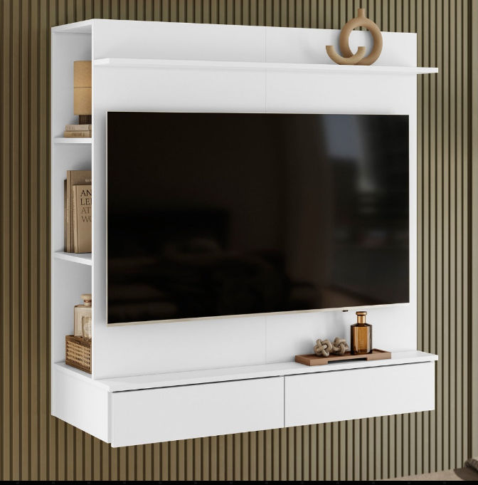 Closet with Wave Panel