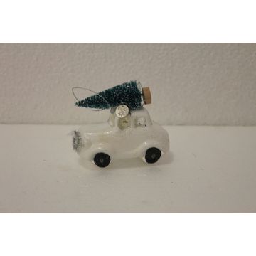GLASS CAR WITH TREE