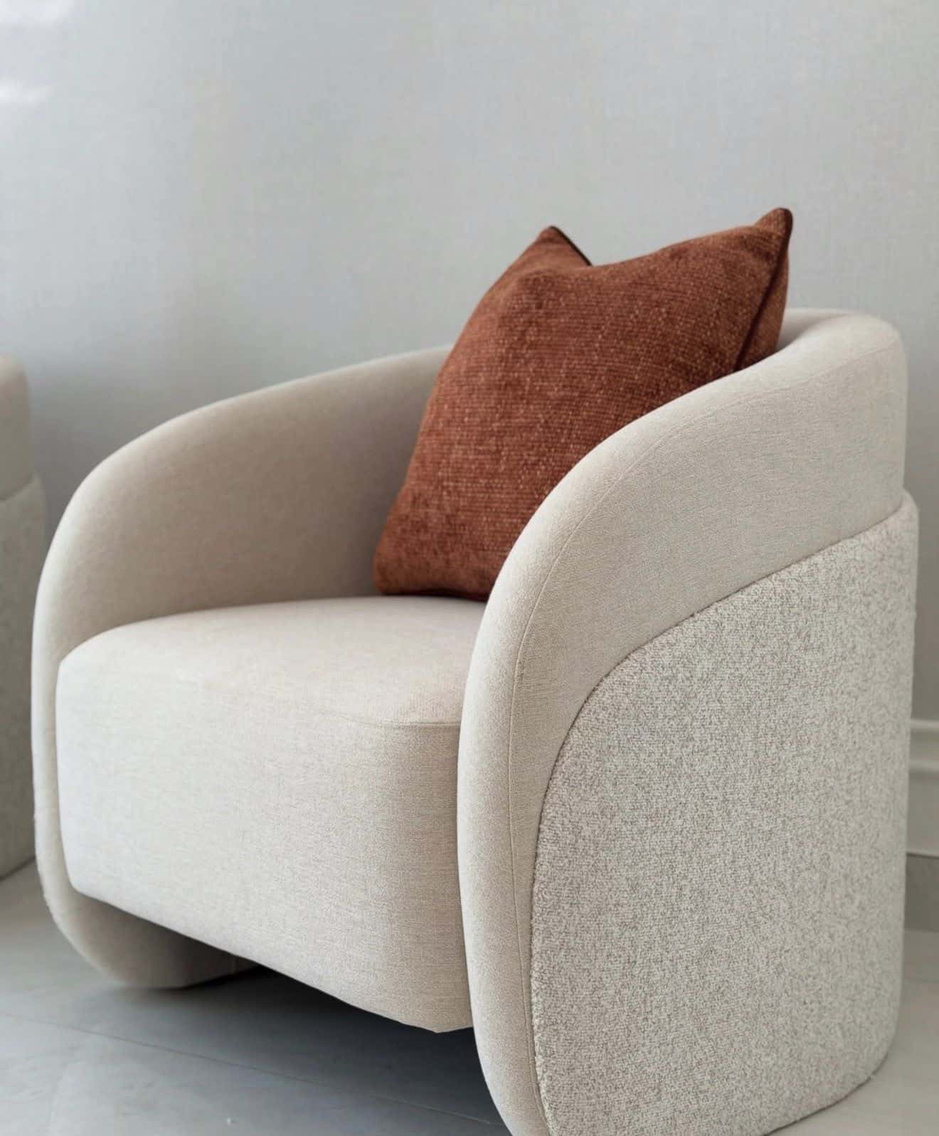 Plush “Aura” Chair