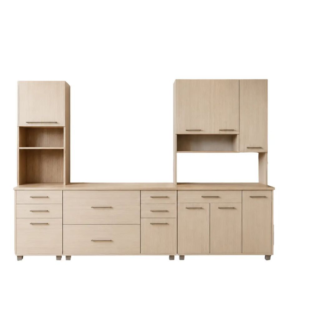 Classic Kitchen Cabinet Set 2950mm – High-Gloss Doors, Oak-Tone Panels and Chrome Handles