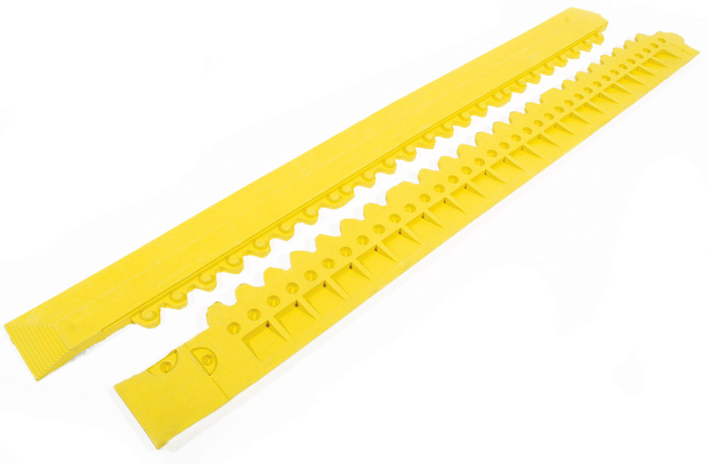 Fatigue Step Yellow Male Edging & Corner 19mm Thick 900mm x 80mm