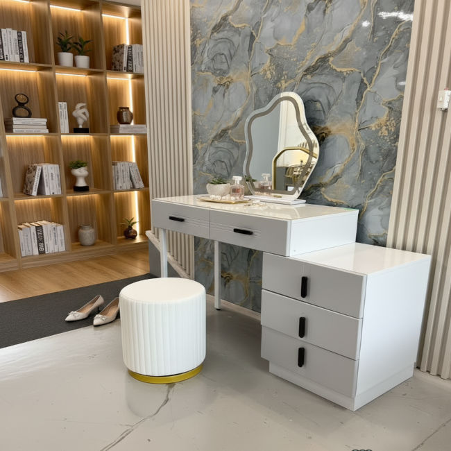 QandAHome-Jasmine Dressing Table