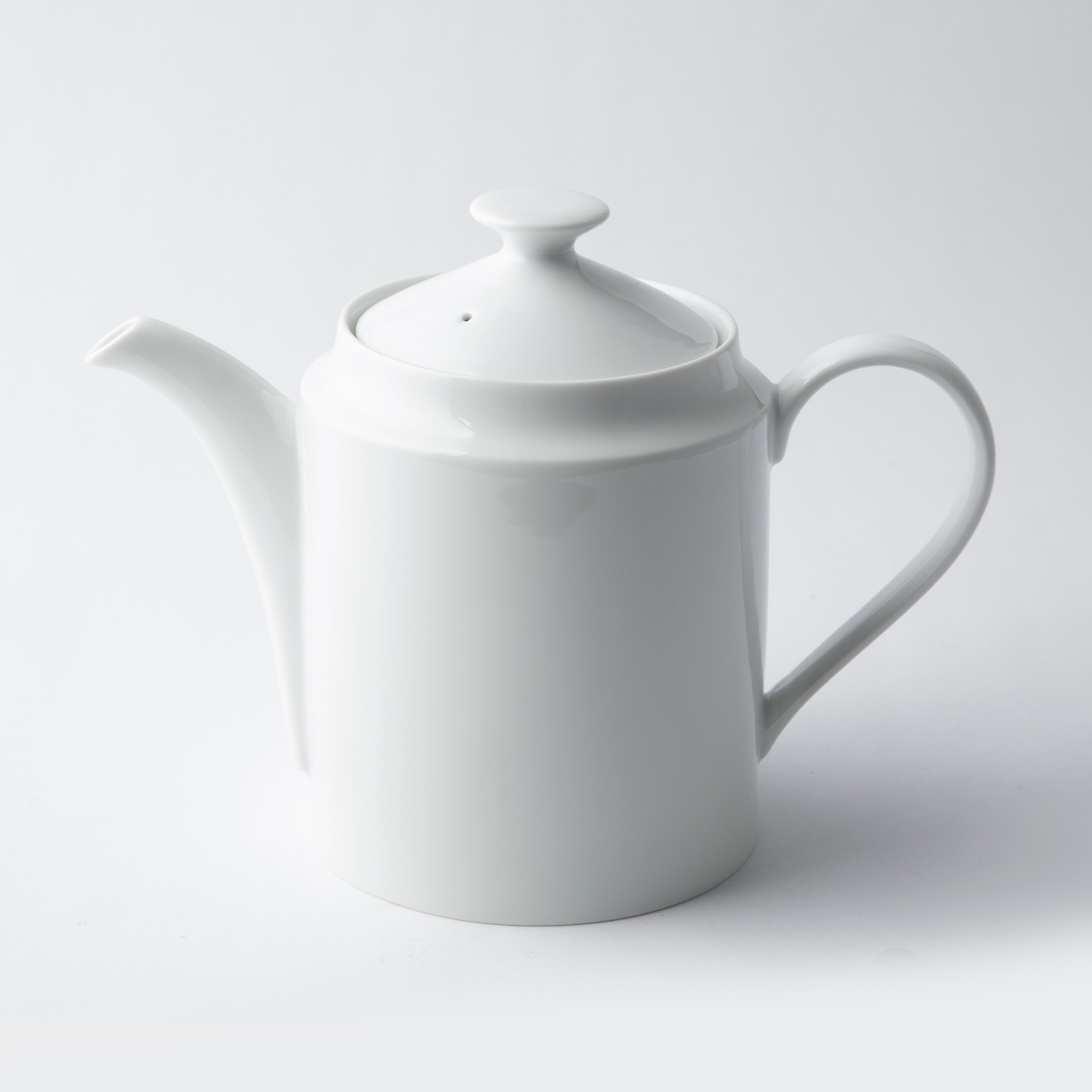OMADA Maxim Super White Tea Pot in gift box