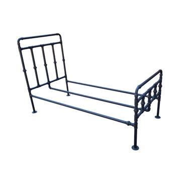 Industrial Single Pipe Bed Frame with Wooden Slats