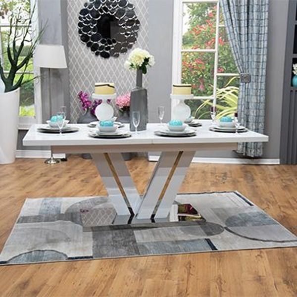Alexa Extendable Dining Table