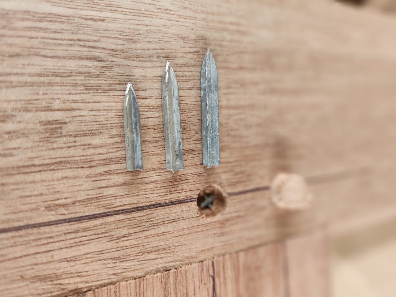 25mm ALLOY STAR DOWEL / STAR NAIL (PACK OF 250)