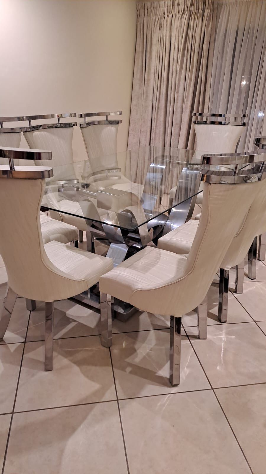 8 Seater Stainless Steel Dining Room Wuite