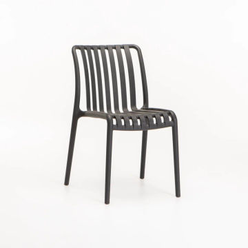 MAJORCA Indoor/Outdoor Chair – Weather-Resistant Comfort