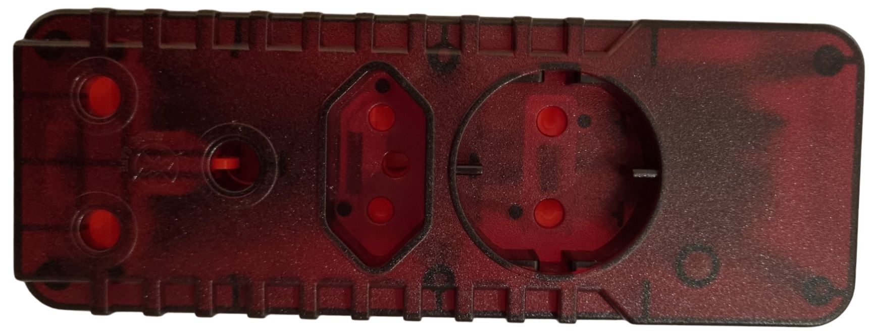 Adaptor - 1x16a,1x5a 2 pin,schuko 5a surge protect