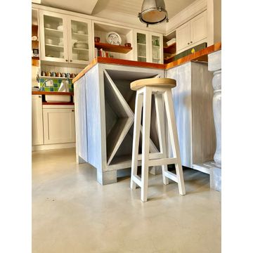 Entsha Bar Stool