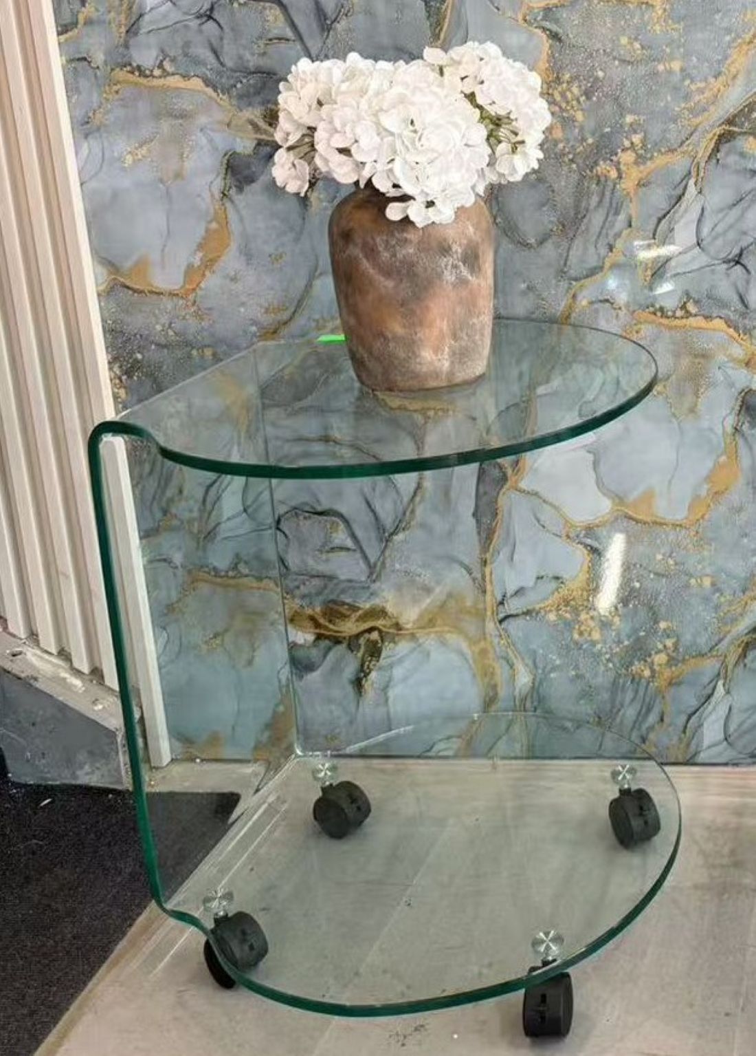 C-Shaped Glass Stand