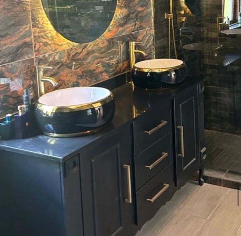 Double Vanity black with Black Stone Top – 1600mm, Queen Anne Legs, Gold Handles, 2 Doors, 3 Drawers