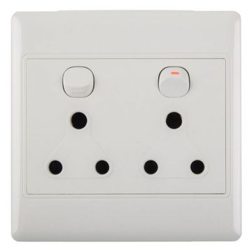 Nexus Double Socket Switch - 4X4