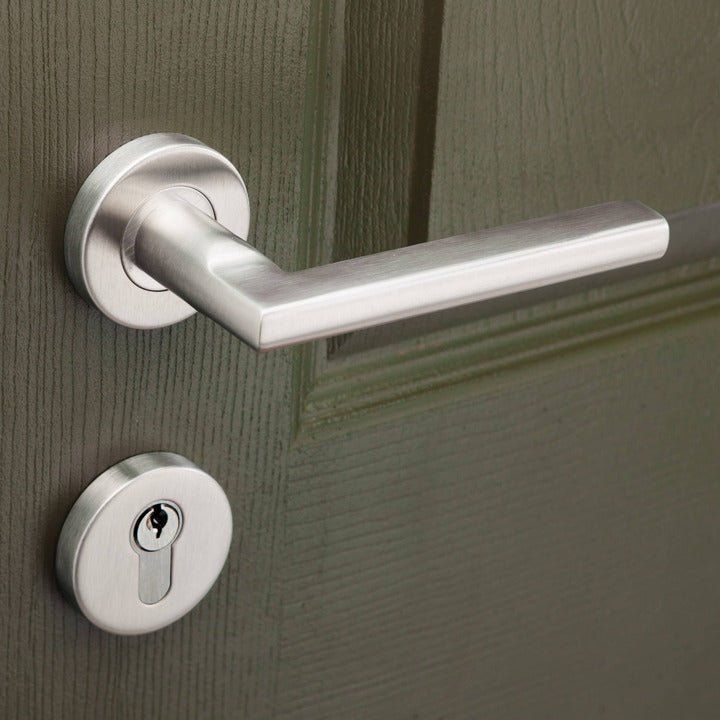 Pello - Straight Stainless Steel Lever Handle on Rose