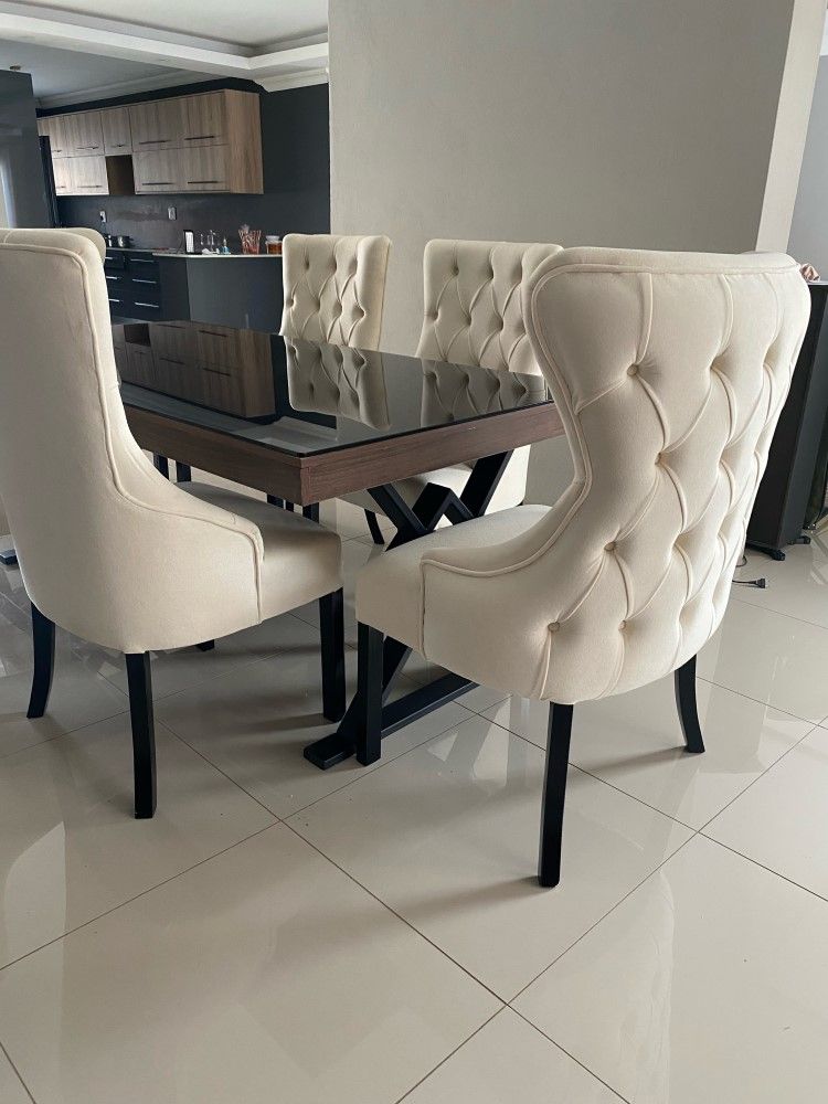 Deon Dining Set