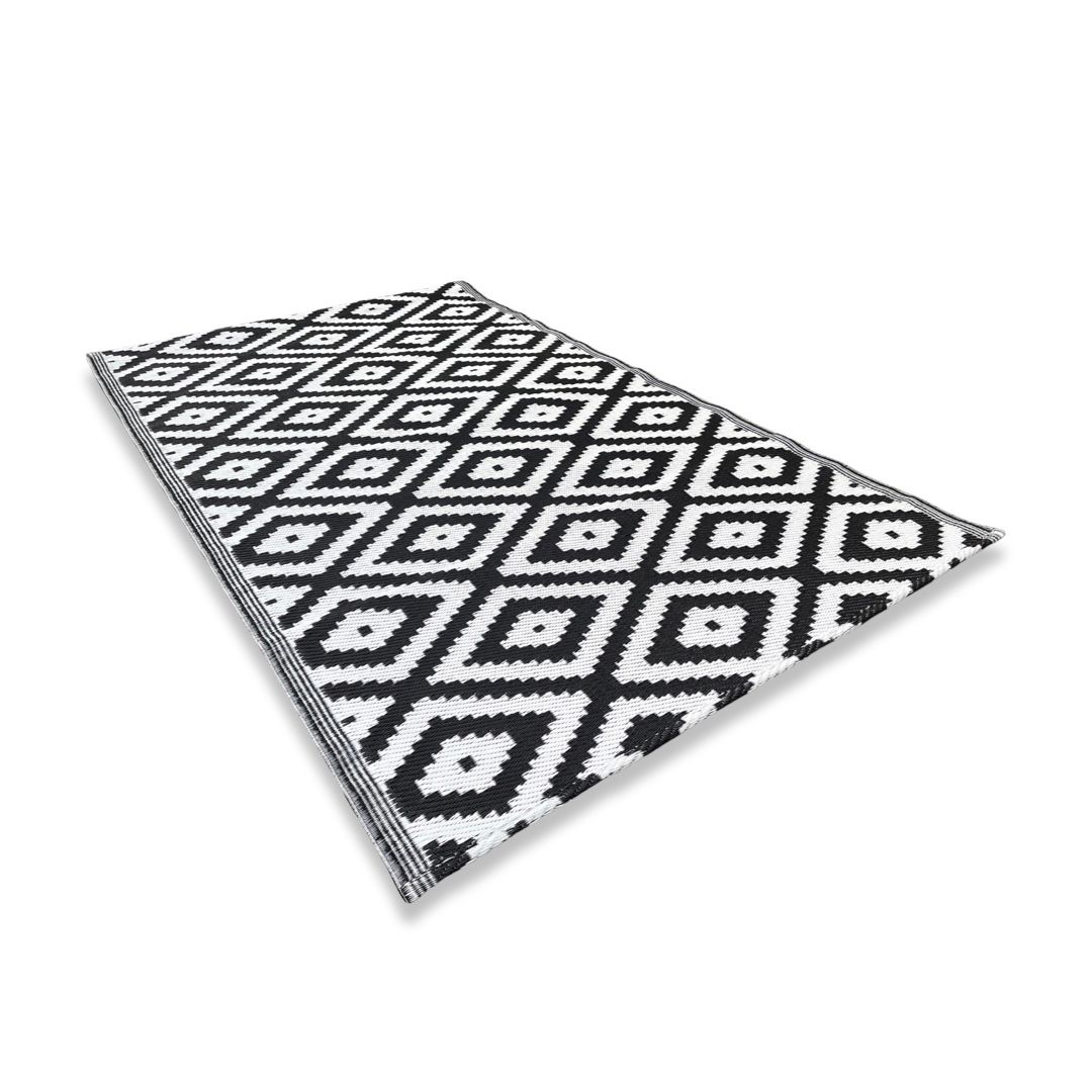 Rug It Up Indoor & Outdoor Plastic Waterproof Reversible Rug - Black & White Diamond 2 x 1.2m