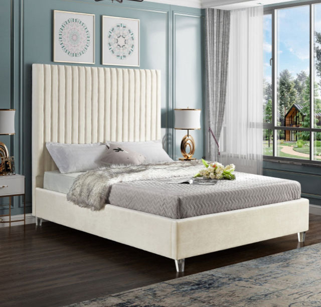 Mendora Sleigh Bed Double -Off White