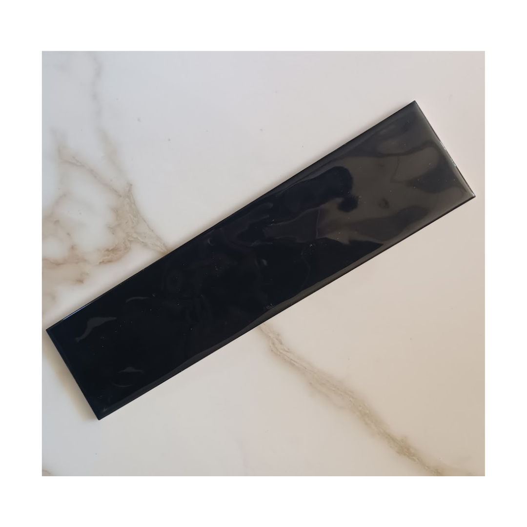 Earthstone Glazed Black Subway (300x75mm - Box of 44 Covers 1m²)