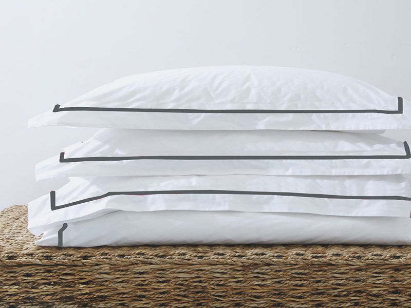 Rey's Fine Linen - Egyptian Collection - Oxford Satin Stitch Duvet Cover -Castlerock-Three Quater(01 Set)