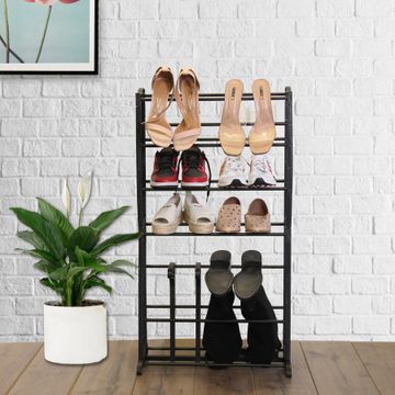 Novel Shoe Rack