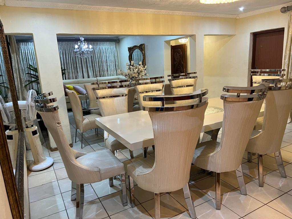 8 Seater Dining Room Suite With Stainless Steel Finish