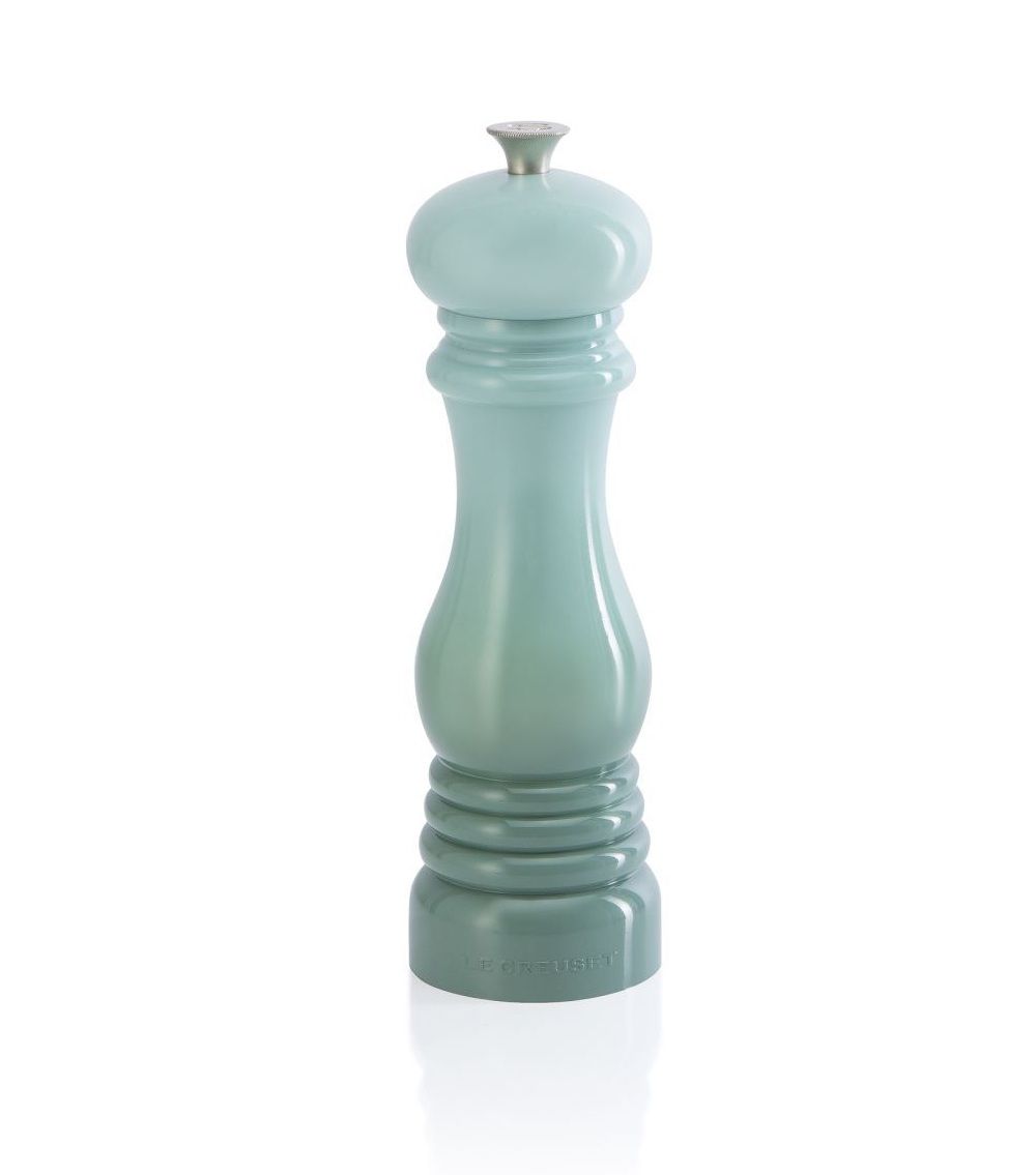 Classic Pepper Mill