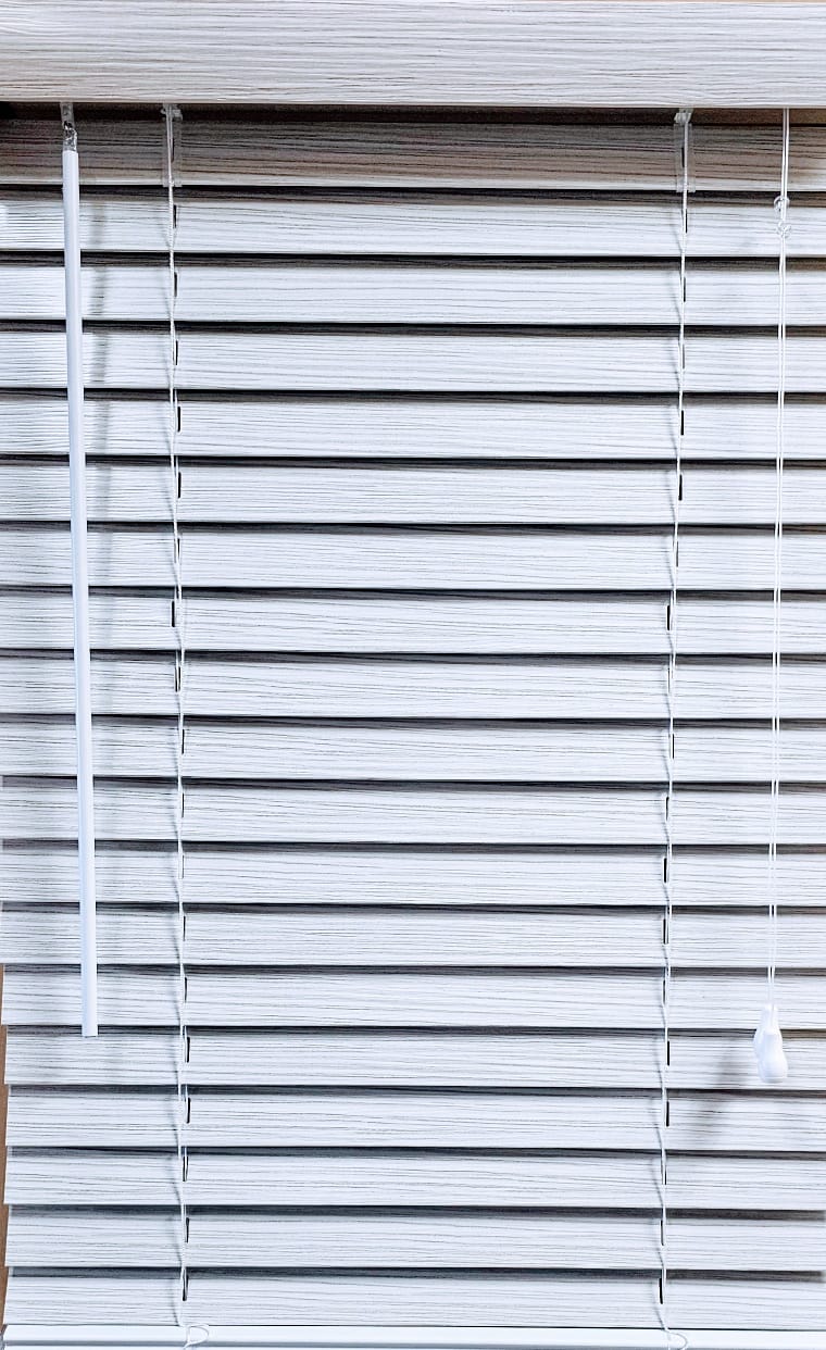 Homestar 50MM Fauxwood Blinds Granite White 150X180