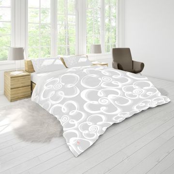 Daisies on Pale Grey Duvet Cover Set By Fifo Queen