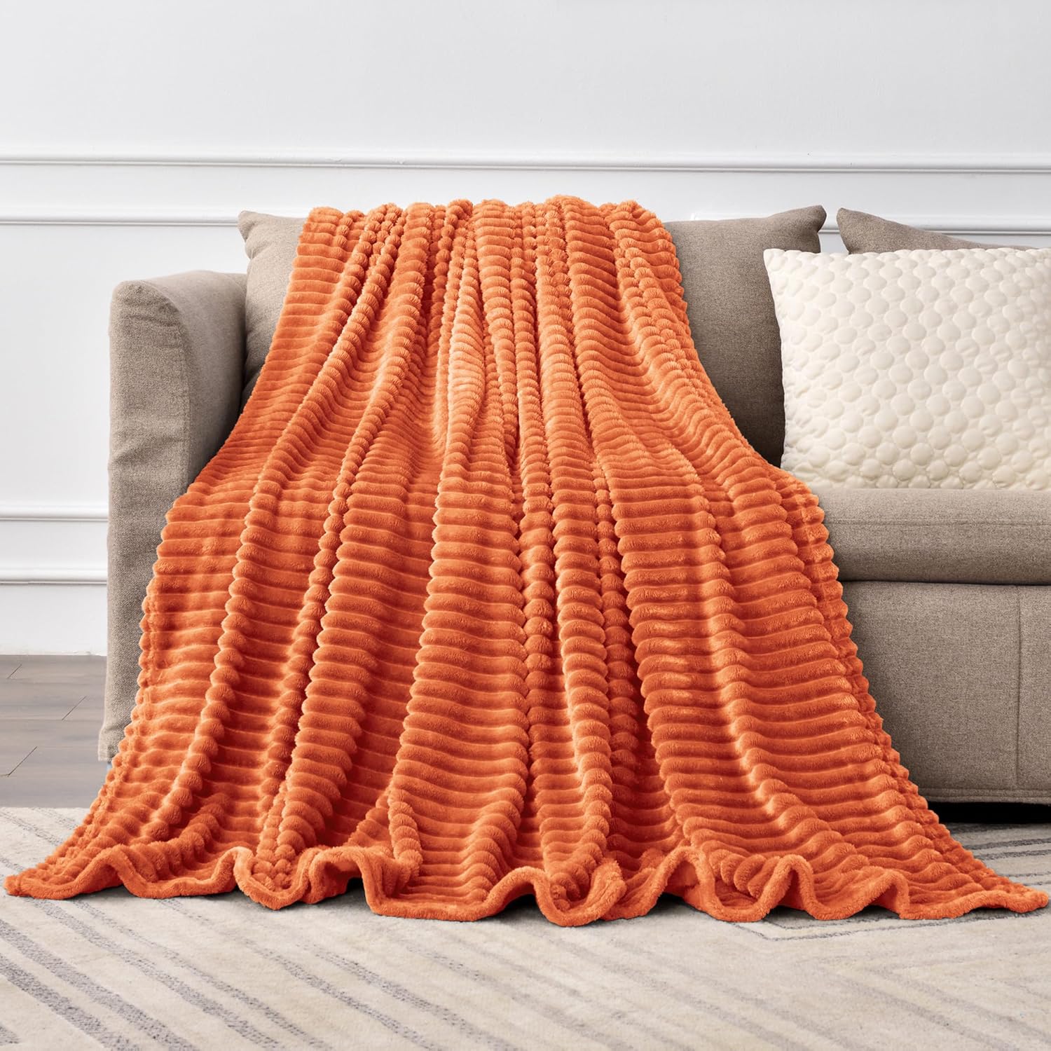 MHome Flannel Throw Blanket – Ultra-Soft 100% Polyester Cozy Fleece