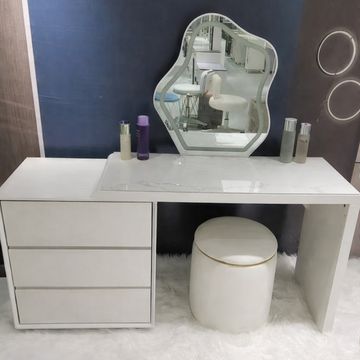 Madiega Furniture - 3‑Drawer Adjustable Dressing Table Set