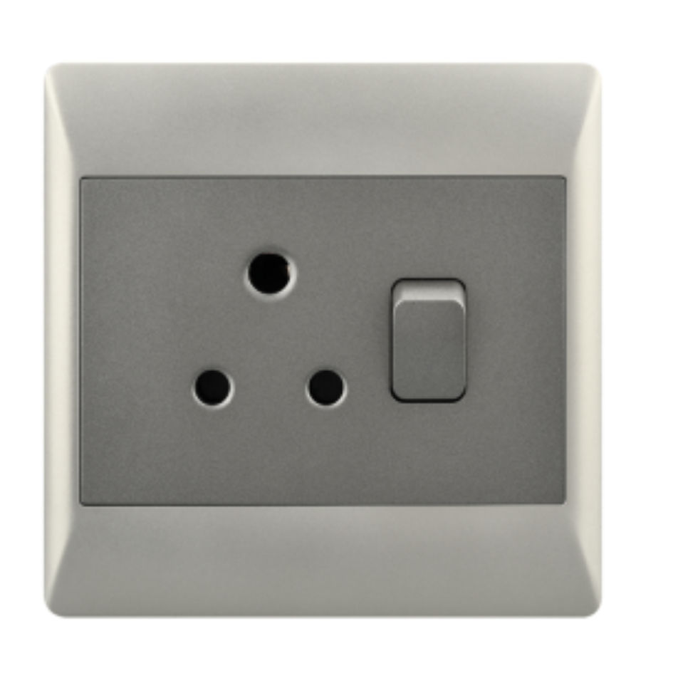 16 AMP Single Plug â€“ 4 X 4
