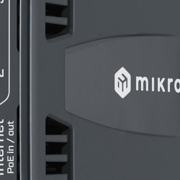 Mikrotik Hap Ax² - 2.4 5Ghz Wi-Fi 6 Desktop Router