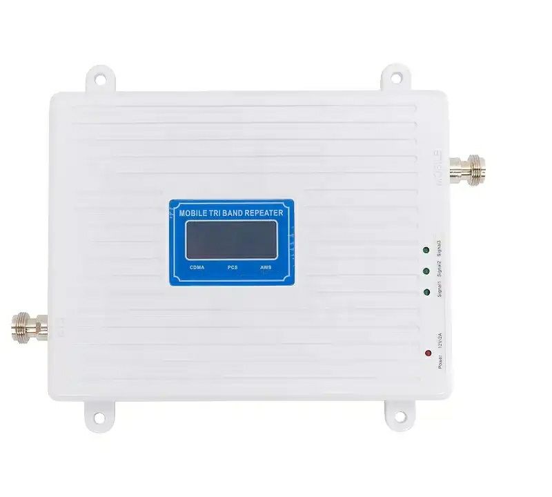 Cell phone signal amplifier