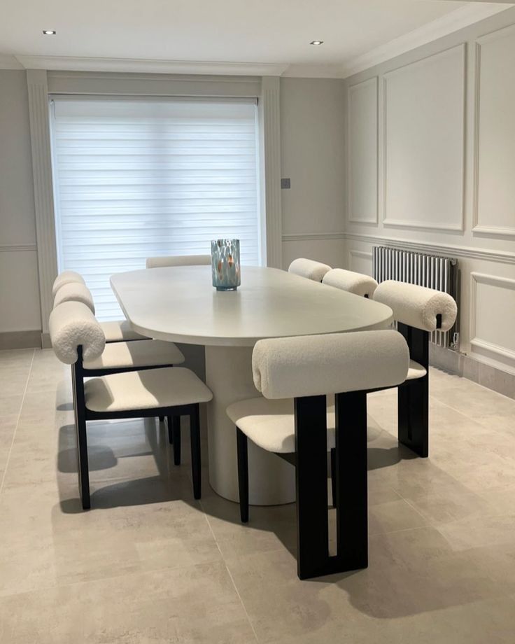 Naomi 8 Seater Dining Set