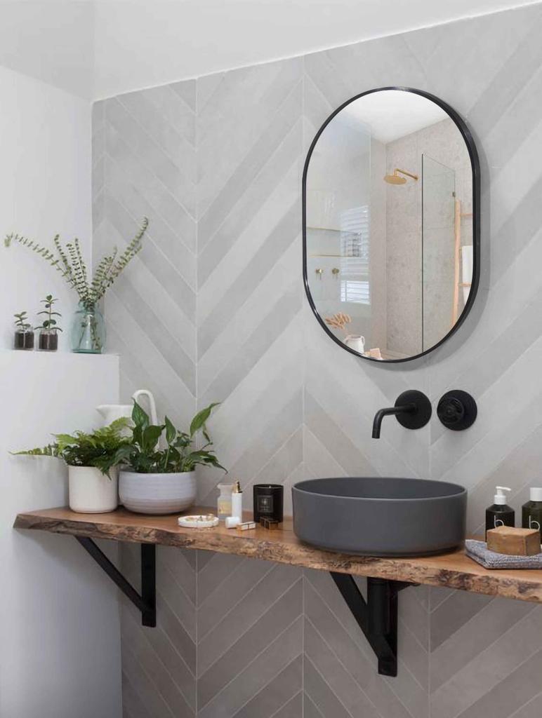 Paramount Mirrors & Prints - Aura Pill Mirror – Small Black