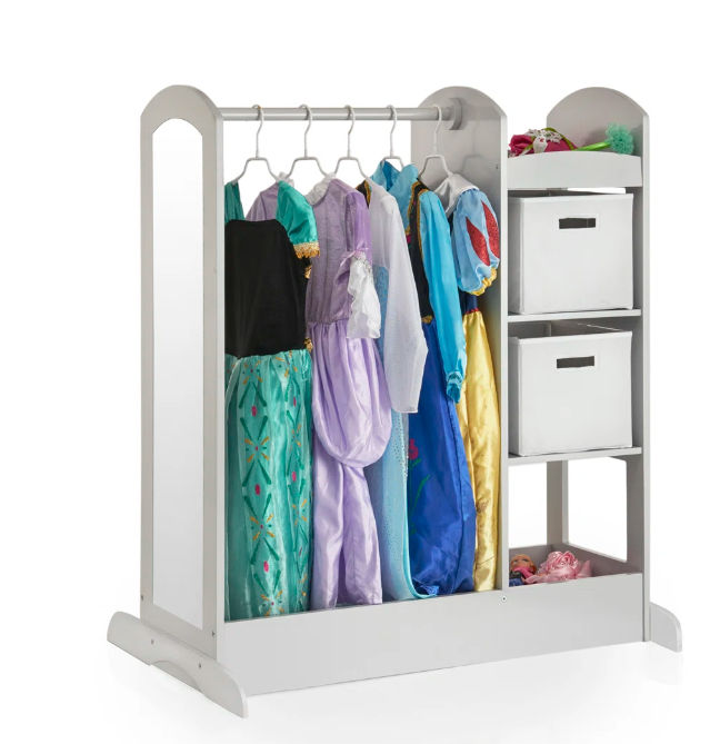 Greenline Interiors Kids Dressing Closet